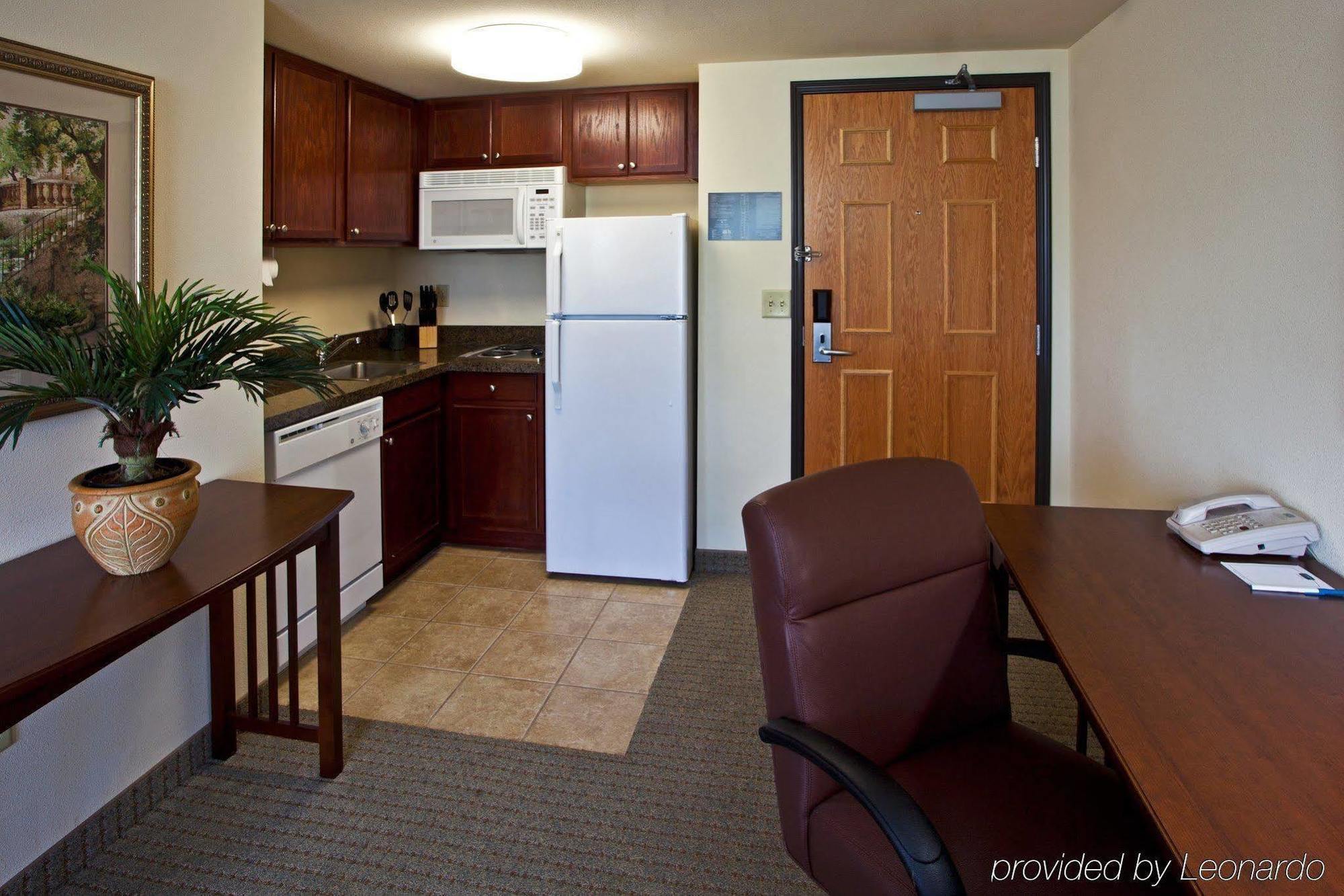 Staybridge Suites Tampa East- Brandon By Ihg Mango Zimmer foto